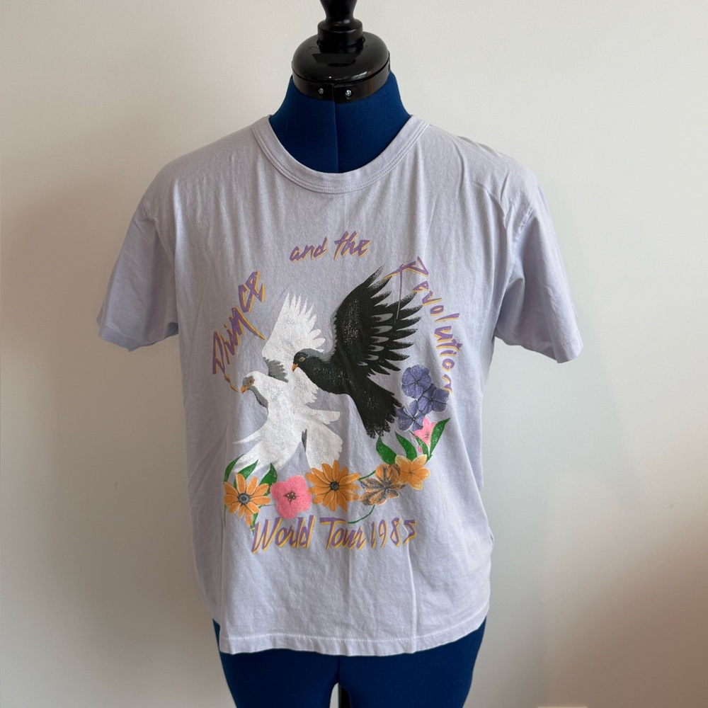 Daydreamer Prince World Tour Graphic Tee - Picture 2 of 3